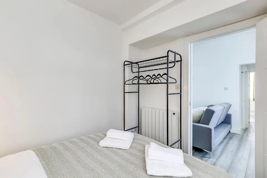 Relocators, Medical Staff, Families Apartment Luton  Luton (Bedfordshire)